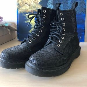 dr martens black lace up boots